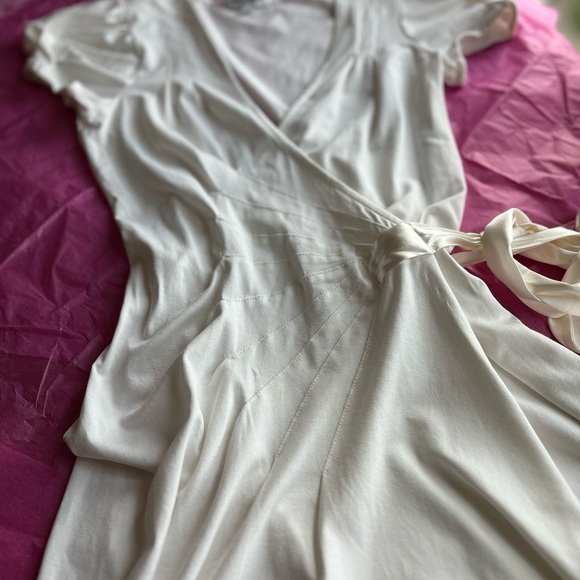 EUC VTG 90s BEBE S white wrap Marilyn Monroe satin cotton stretch sunshine seams - Picture 5 of 16